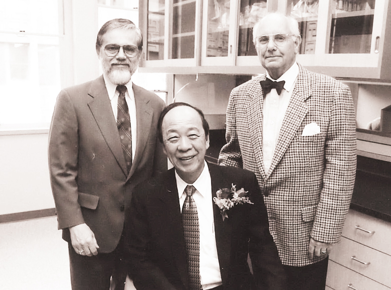 Provided funds for the Stanford University Medical Centre to set up Lui Che Woo Research Laboratory